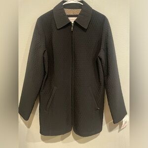 NWT Liz Claiborne Black Quilted Coat. Size Large